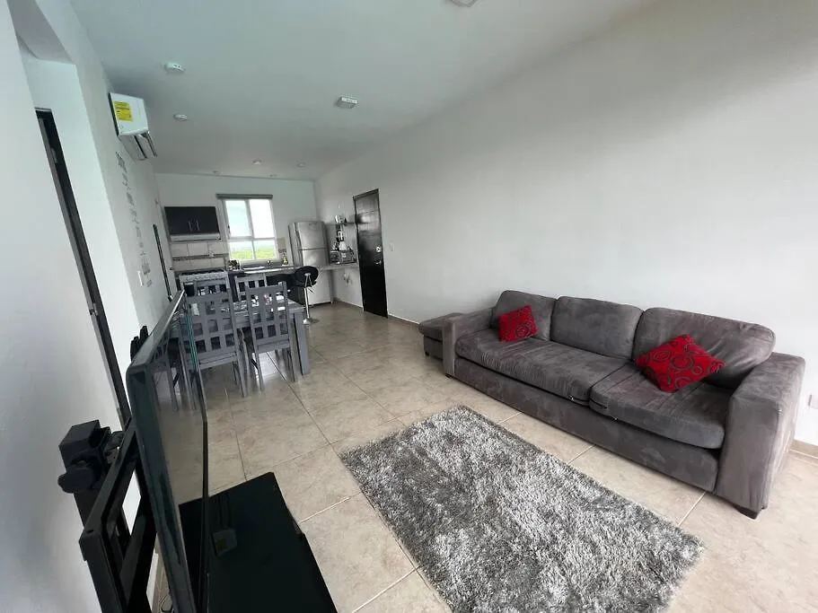 Appartement Лагуна. Прохладная. С Бассейном, 15 Мин От Моря Cancún Mexico