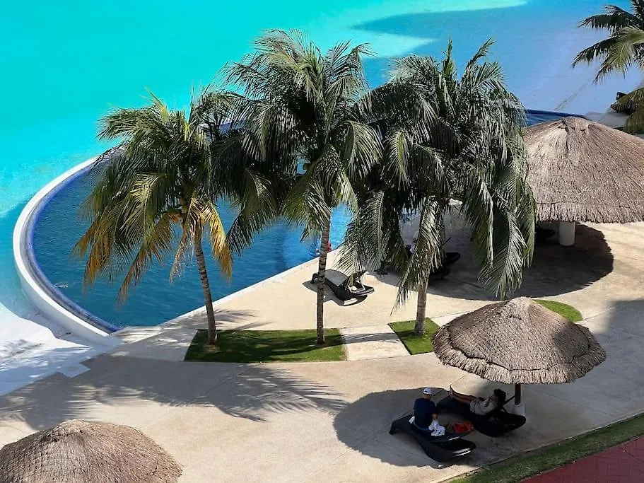 Лагуна. Прохладная. С Бассейном, 15 Мин От Моря Cancun Apartment