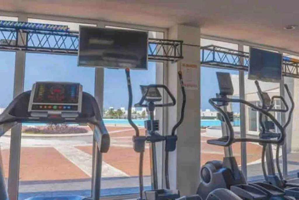 Apartment Лагуна. Прохладная. С Бассейном, 15 Мин От Моря Cancun