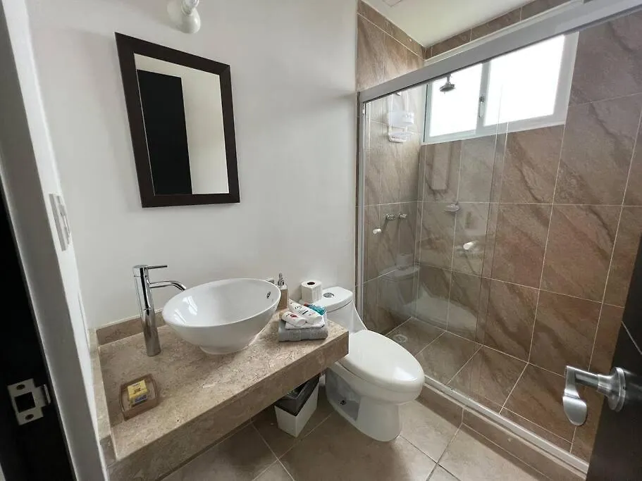 Лагуна. Прохладная. С Бассейном, 15 Мин От Моря Cancun Apartment